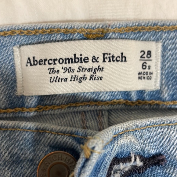 Abercrombie Jeans - Picture 3 of 5
